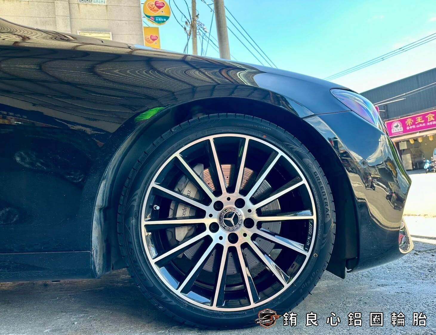 恭喜Benz W213車主升級更換W205原廠夜色AMG19大框一套的第4張圖片