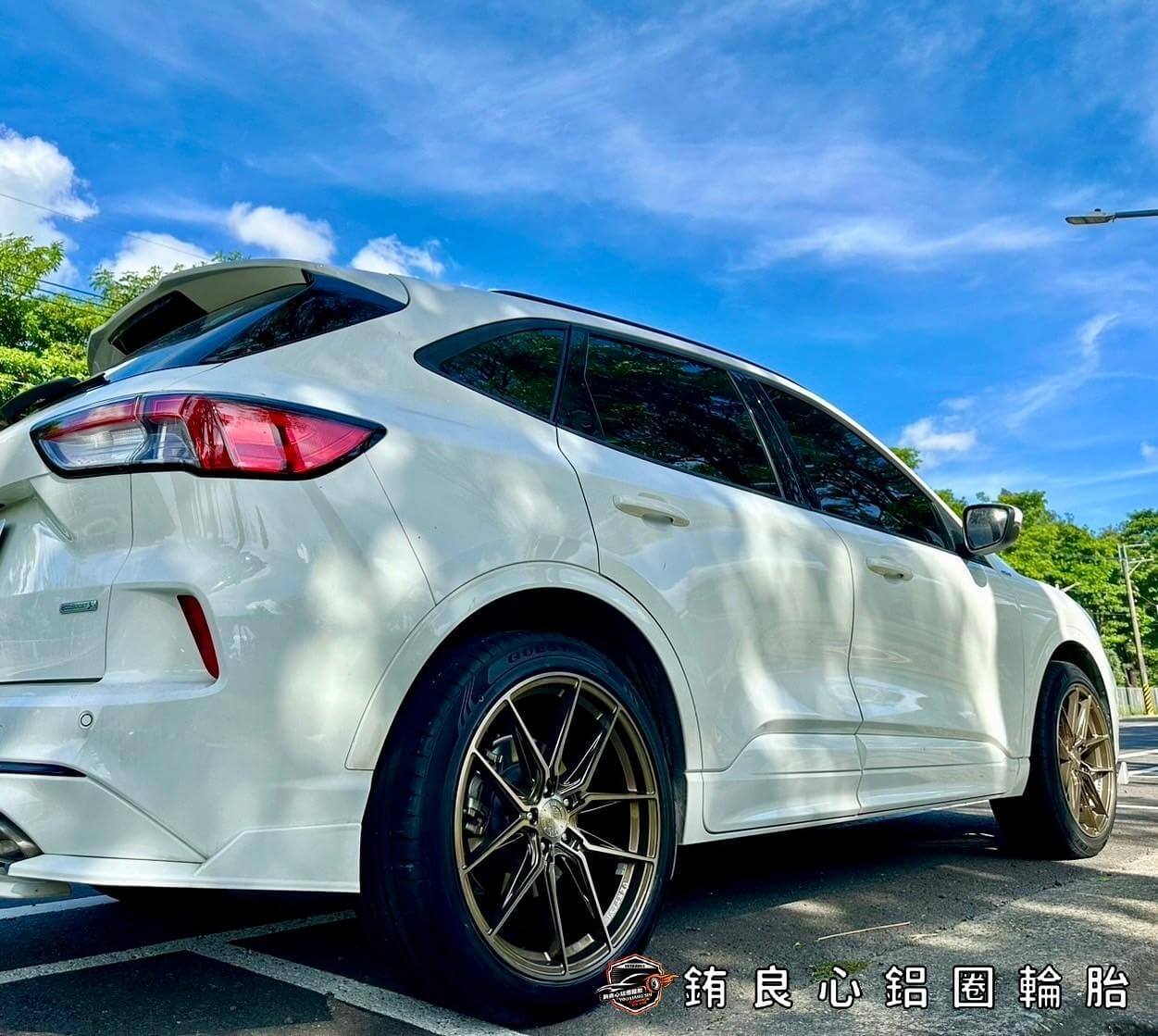 ✨VERTINI RFS1.8 x 20吋 x Ford Kuga ST-Line的第5張圖片