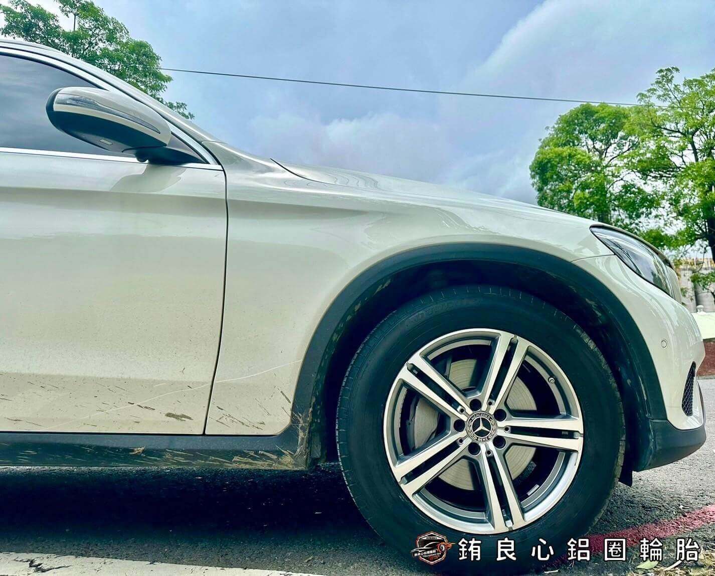 恭喜Benz GLC 220d車主升級更換GLC200原廠Amg18大框一套的第2張圖片