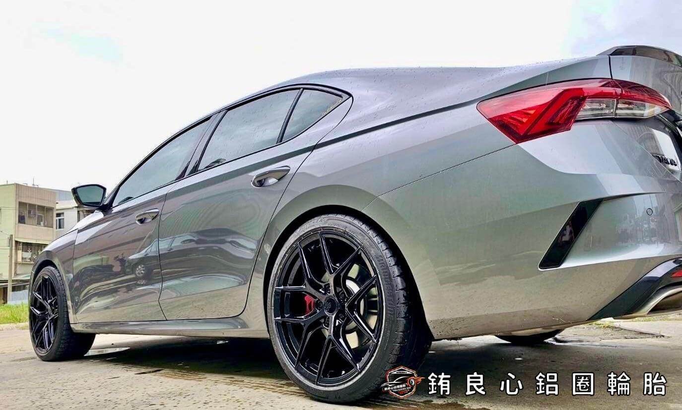 ✨AG M580R  x 19吋 x Skoda Octavia的第4張圖片