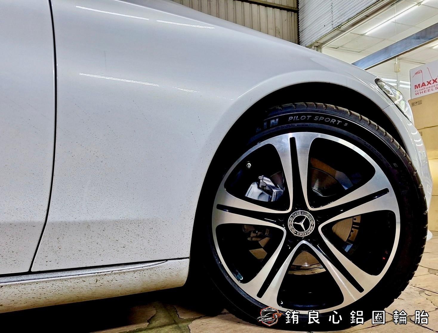 恭喜BenzW205 C200車主升級更換原廠Amg W213 18夜色大框一套的第3張圖片