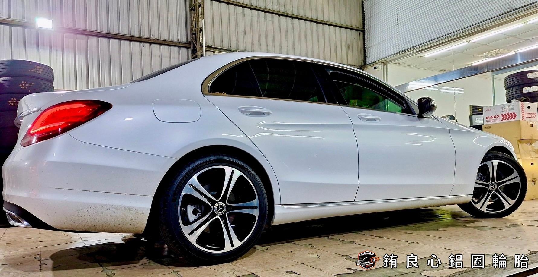 恭喜BenzW205 C200車主升級更換原廠Amg W213 18夜色大框一套的第4張圖片