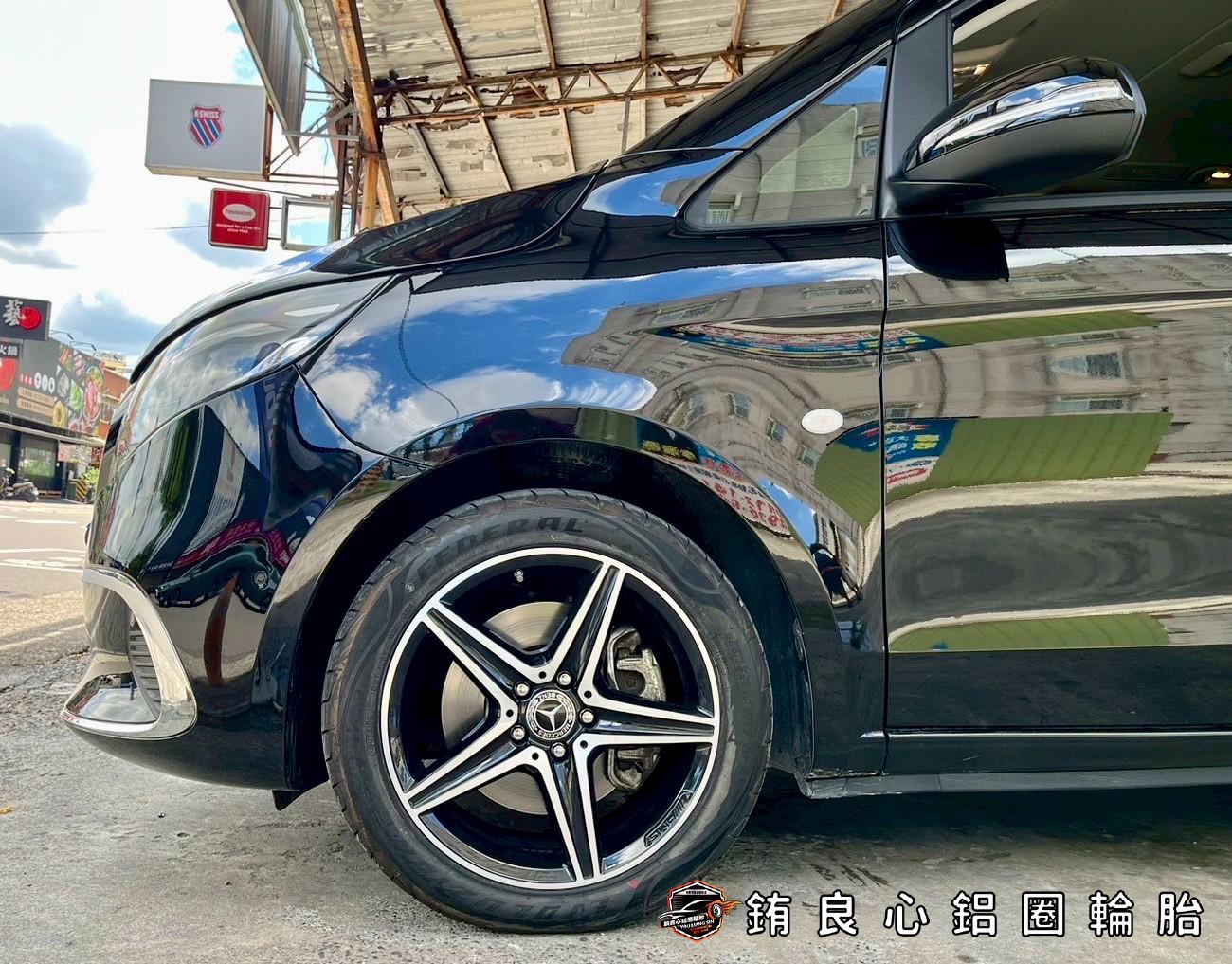 恭喜Mercedes-Benz Vito車主升級原廠夜色AMG 派大星大框胎一套的第2張圖片