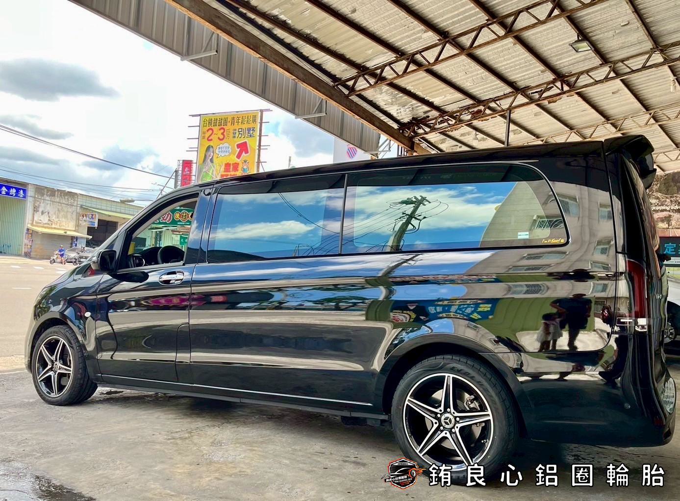恭喜Mercedes-Benz Vito車主升級原廠夜色AMG 派大星大框胎一套的第4張圖片