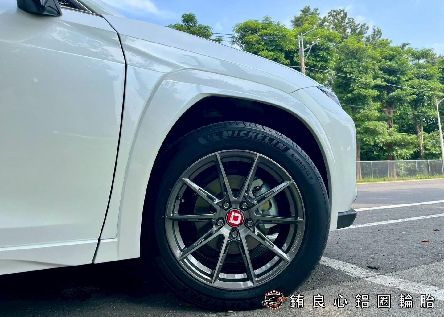 ✨KLASSEN ID F07R x 18吋 x Lexus UX 300h的第3張圖片