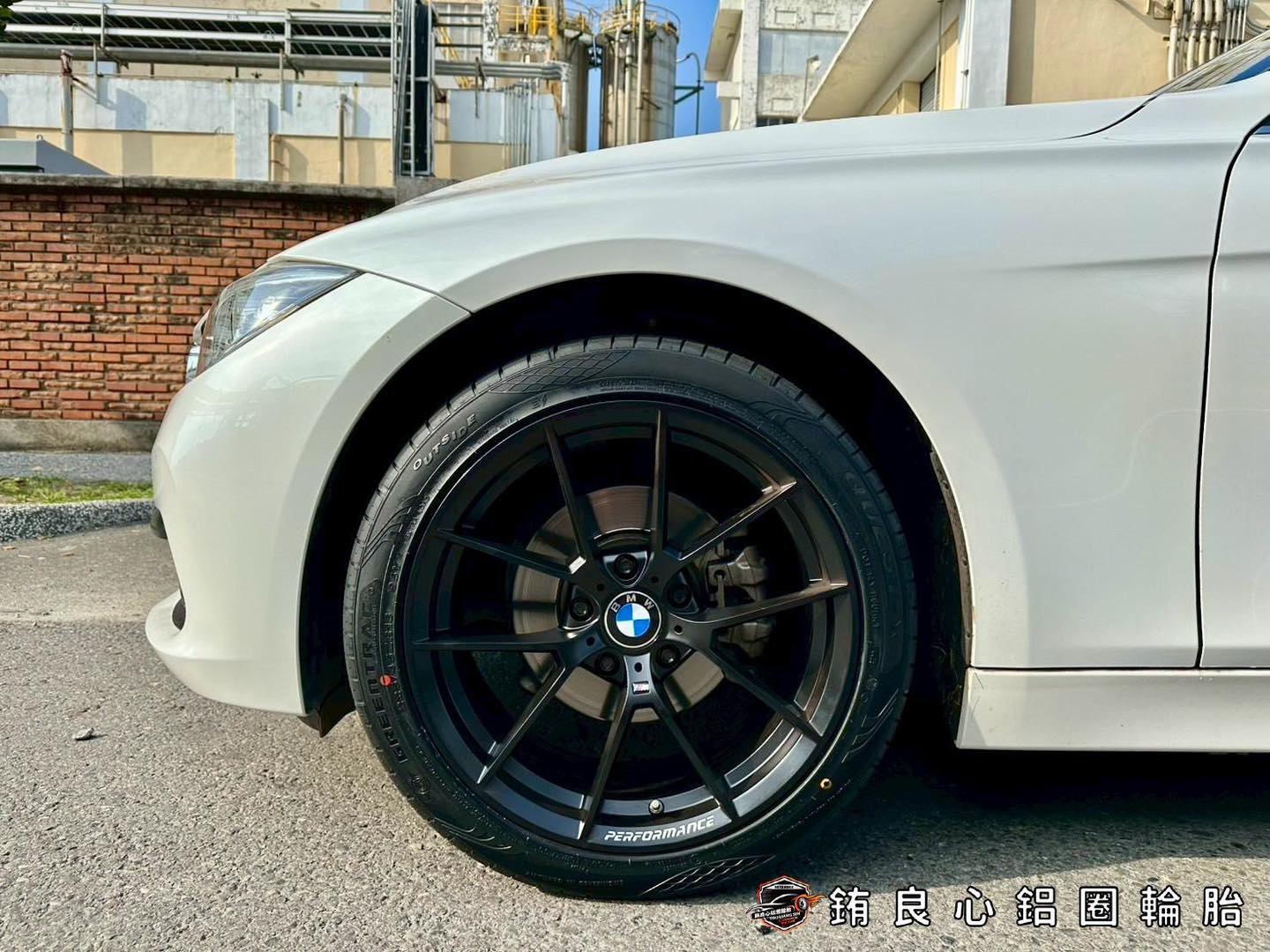 ✨AVAS B814前後配 x 18吋 x BMW F30的第2張圖片